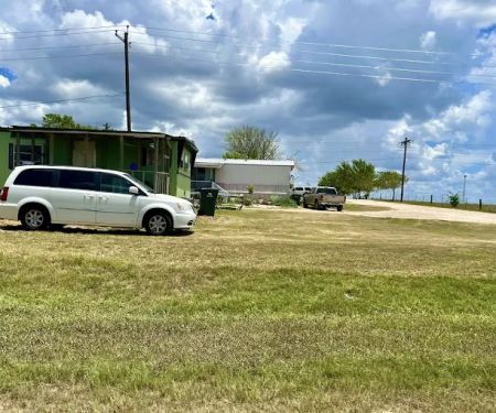 Hillside Weimar Mobile Home Park
