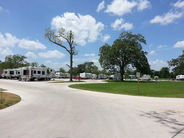 Jetstream RV Resort at Wharton Picture 2