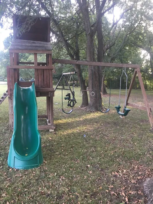 Columbus RV Park & Campground Picture 9