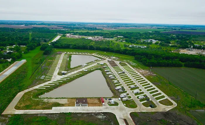 Pleak RV Resort Picture 8