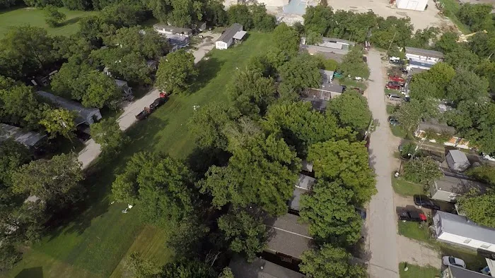 Suburban RV & Mobile Home Park Picture 8
