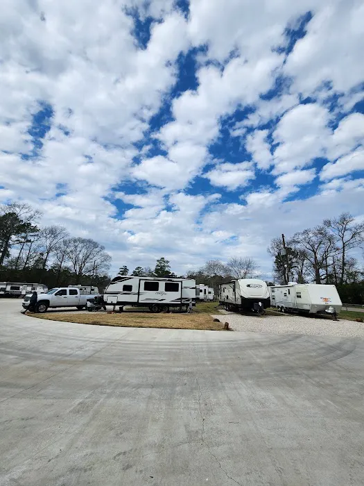 Lazy L RV Park Picture 5
