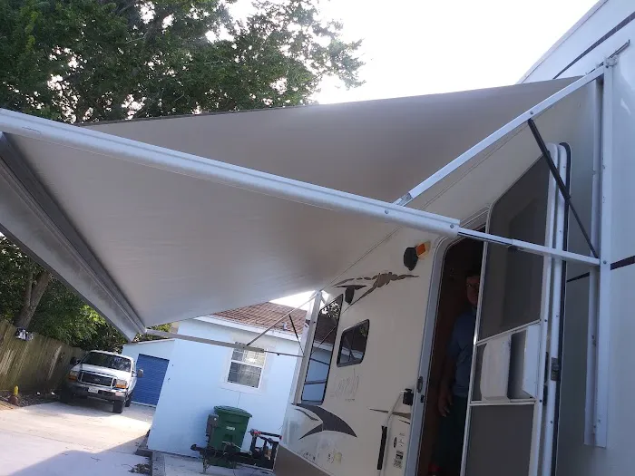 Red Dot RV Park Picture 2