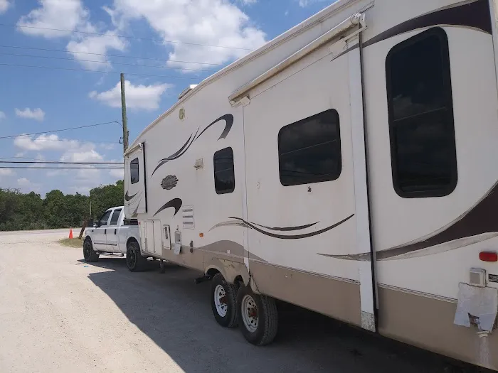 Red Dot RV Park Picture 1