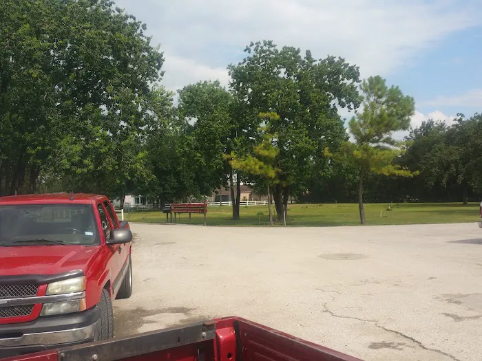 Red Dot RV Park Picture 7