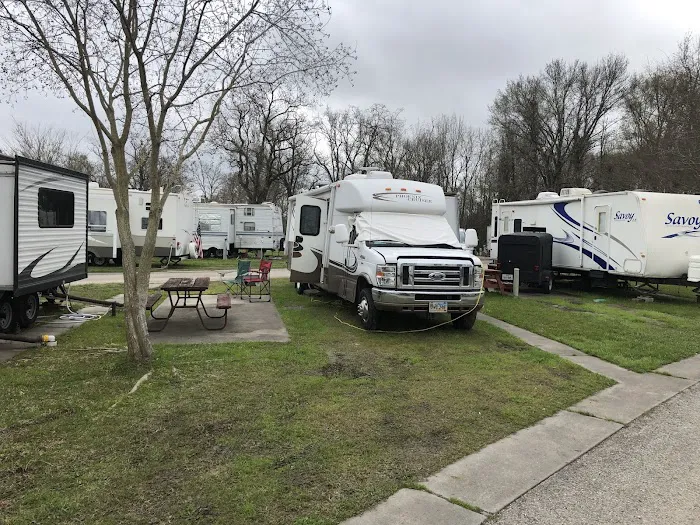 Houston Central RV Park Picture 3