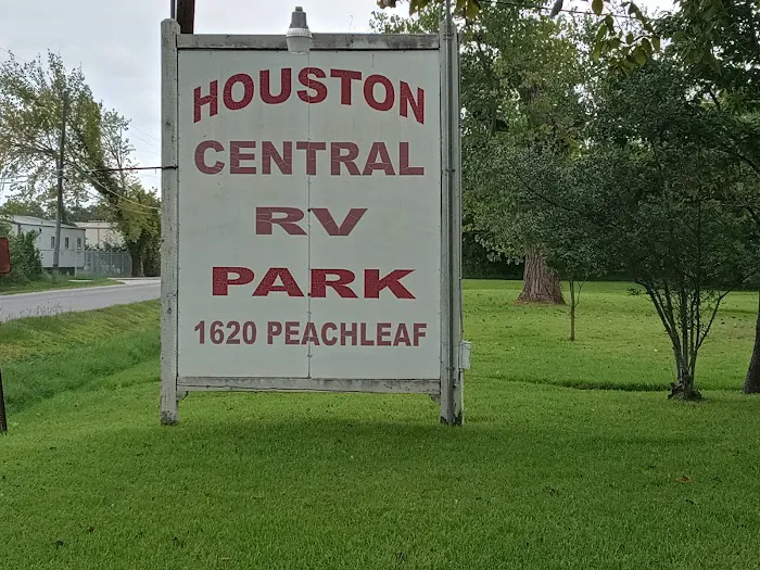 Houston Central RV Park Picture 4