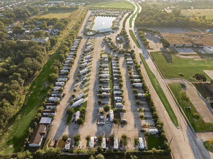 Fallbrook RV Resort by QRV Picture 10