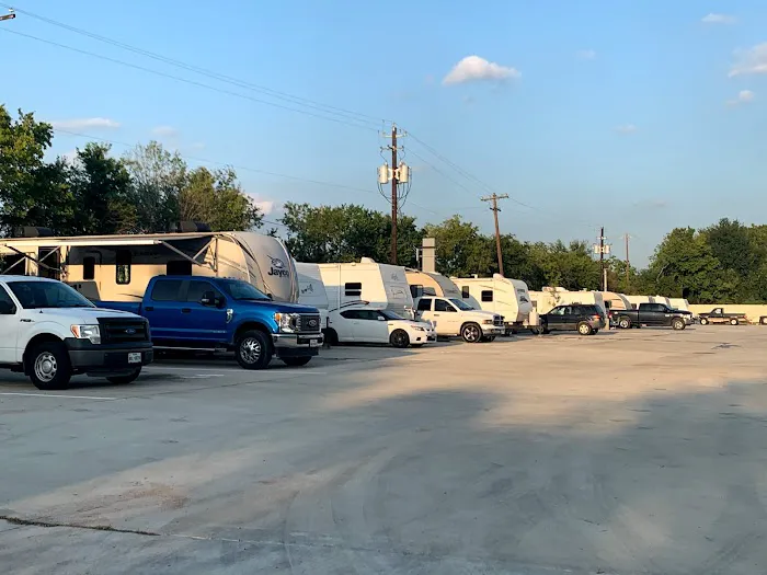 Danny's RV Resort / Park Picture 8