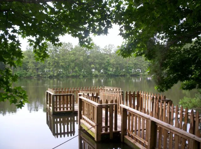 Lone Star Lakes RV Park Picture 3
