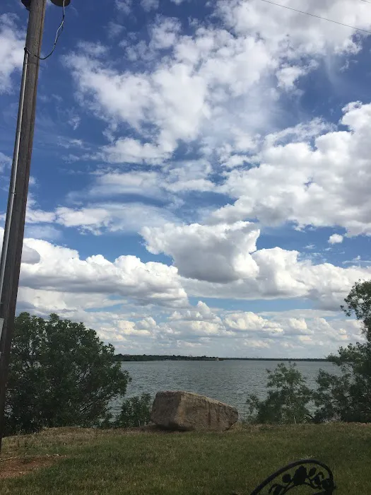 Fort Phantom Lakeside RV Park Picture 10