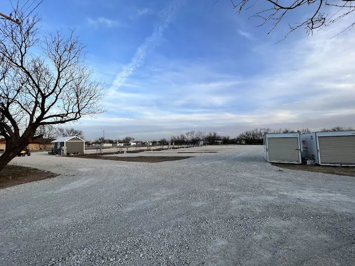 Hawleywood RV Park Picture 3
