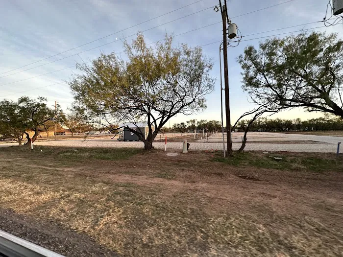 Hawleywood RV Park Picture 5
