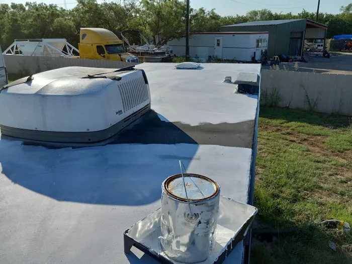 Windmill RV Park Picture 8