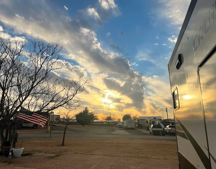Tye RV Park Picture 6