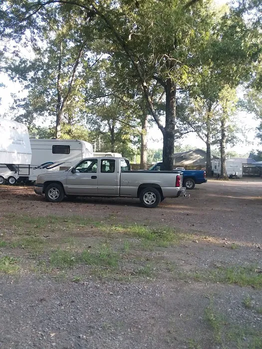 Redfield RV Picture 2