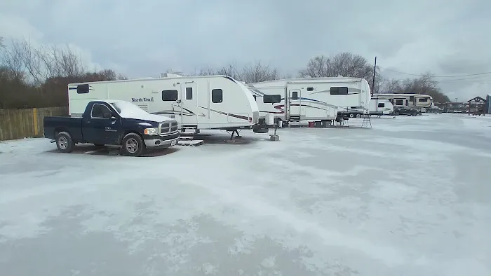 Groves RV Park Picture 1