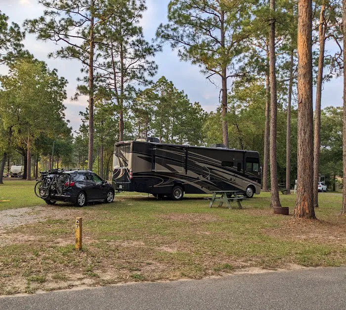 Citronelle Lakeview RV Park Picture 5