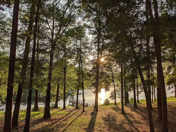 Citronelle Lakeview RV Park Picture 4