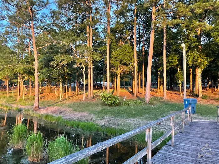 Citronelle Lakeview RV Park Picture 10
