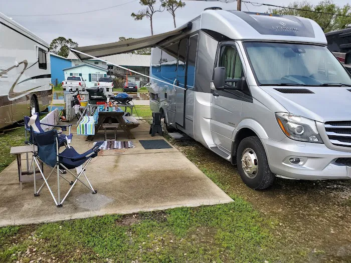 Pelican Nest RV Resort & Campground Picture 8