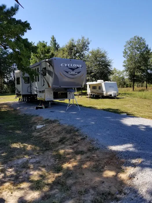 Planted Pines RV Park Picture 2