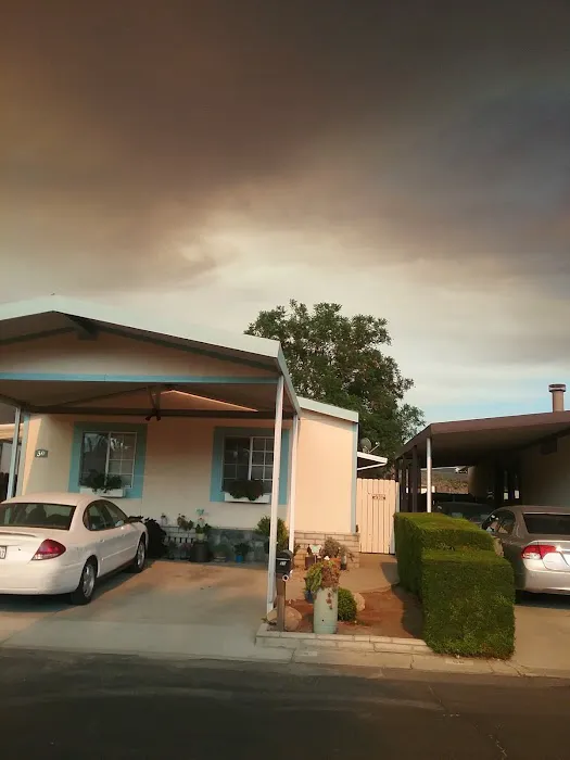 Creekside Mobile Estates Picture 2