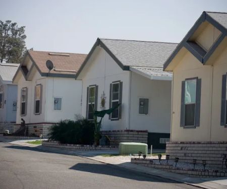 Santiago Estates Pedley