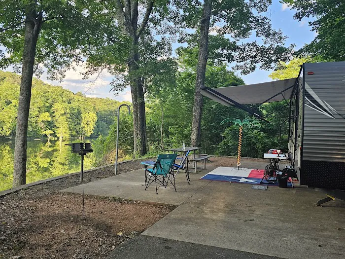 Acorn Campground at Beaver's Bend State Park Picture 8