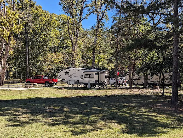 Pine Ridge Campground Picture 9