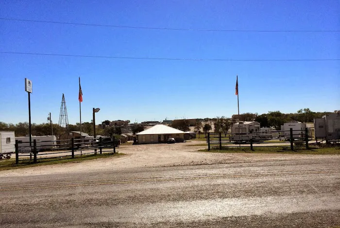 Lonesome Creek RV Resort Picture 4