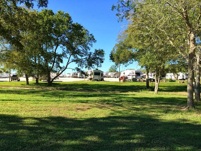 Lonesome Creek RV Resort Picture 2