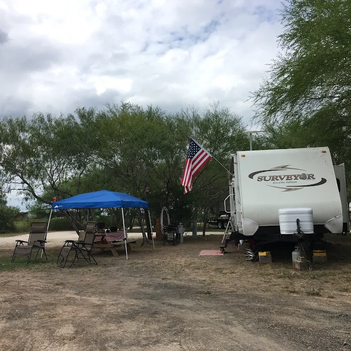 Kenedy Texas Country RV Park & Resort Ranch Picture 2