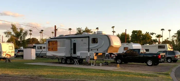 Triple T Mobile Home Park Picture 4