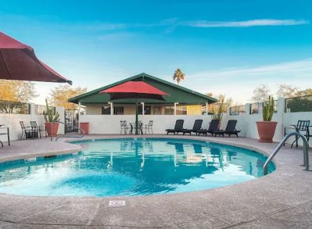 Desert's Edge RV Park