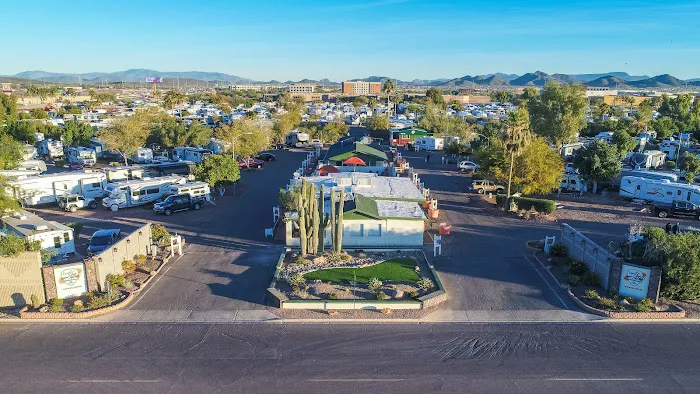 Desert's Edge RV Park Picture 7