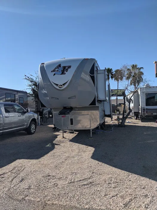 Phoenix Metro RV Park Picture 8