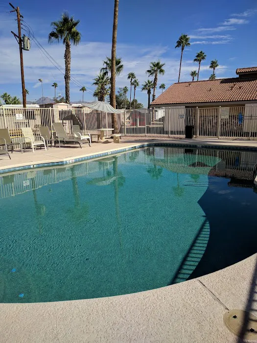 Valley Palms Mobile Home Park Picture 2