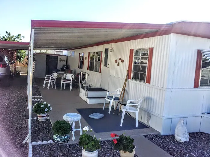 Dana's Trailer Ranch 55+ Picture 3