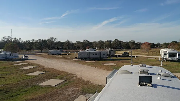 Outback RV Campground Picture 7