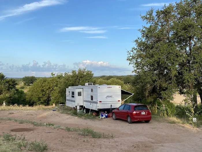 Kingsland Slab RV Camp Picture 5