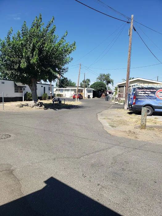 Broad Acres Mobile Home Park Picture 4