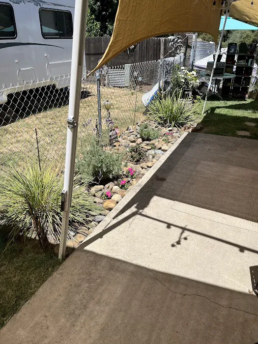 Driftwood Mobile Home Park Picture 3