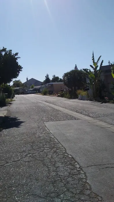 Modesto Mobile Home Park Picture 7
