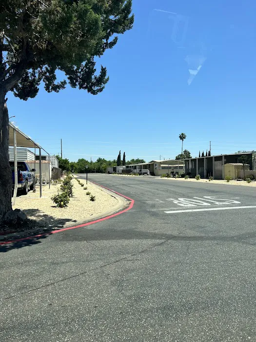 Ceres Mobile Estates Picture 7