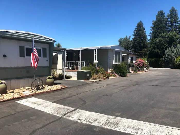 Park Sierra Mobile Home Park Picture 7