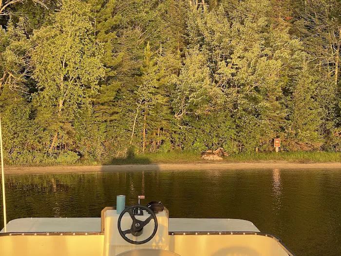 HB Randolph Bay N34 Houseboat Campsite Picture 7