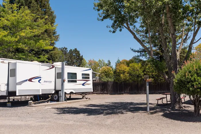 Windsor RV Park Picture 6