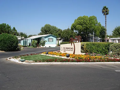 El Rancho Mobile Park Picture 2