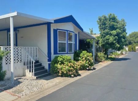 Park West Mobile Home Park